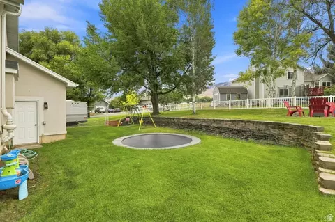 Exterior - 356 E 570 N, Hyde Park, UT 84318 photo 5 of 6