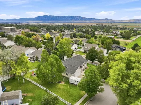 View/Area - 356 E 570 N, Hyde Park, UT 84318 photo 6 of 6