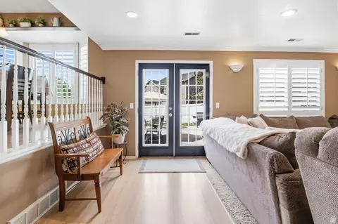 Entry Way - 1101 E Old Dairy Rd, Sandy, UT 84094 photo 2 of 2