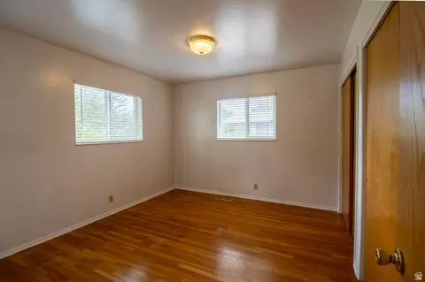 Bedroom - 6192 S Vinecrest Dr E, Murray, UT 84121 photo 1 of 2