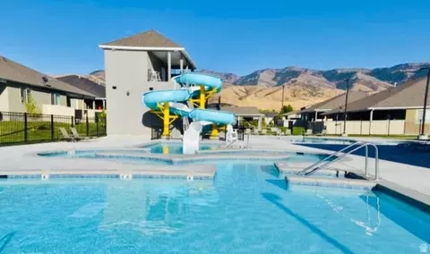 Exterior - 137 E 650 S, Smithfield, UT 84335 photo 3 of 3
