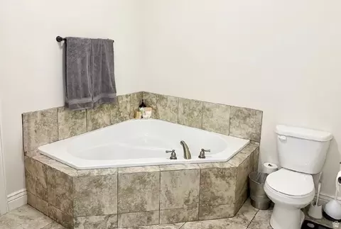 Bath - 137 E 650 S, Smithfield, UT 84335 photo 3 of 4