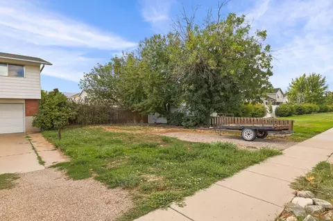Exterior - 2205 S Main St, Clearfield, UT 84015 photo 9 of 9