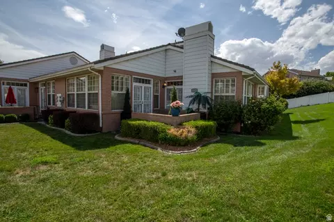 Exterior - 5302 S Birch Rd E, Murray, UT 84117 photo 5 of 6