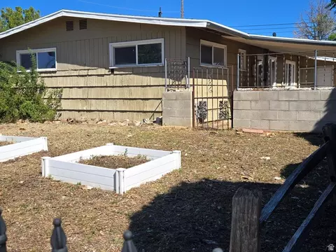 Exterior - 343 W 1550 N, Sunset, UT 84015 photo 7 of 12