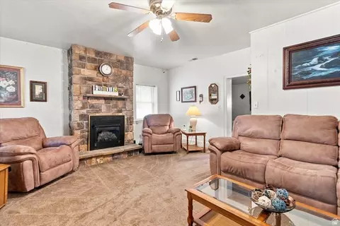 Living - 107 E 200 N, Mount Pleasant, UT 84647 photo 2 of 2