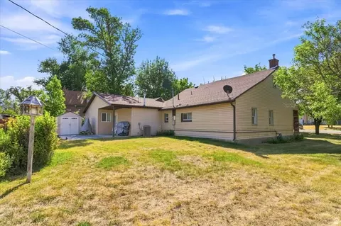 Exterior - 107 E 200 N, Mount Pleasant, UT 84647 photo 6 of 9