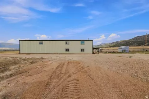 Exterior - 10 W 17500 N, Moroni, UT 84646 photo 4 of 7