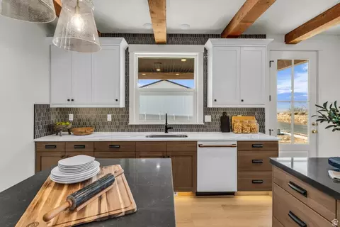 Kitchen - 1292 S 1220 E, Salem, UT 84653 photo 5 of 5