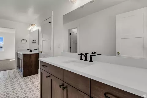 Bath - 1292 S 1220 E, Salem, UT 84653 photo 5 of 7