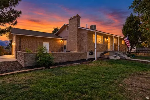 6015 S Don Quixote Dr, Taylorsville, UT 84129