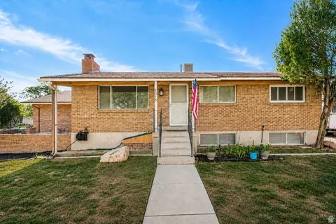 6015 S Don Quixote Dr, Taylorsville, UT 84129