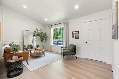 Entry Way - 3304 E Sparrowhawk Cir, Eagle Mountain, UT 84005 photo 1 of 3