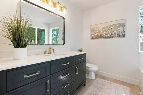 Bath - 3304 E Sparrowhawk Cir, Eagle Mountain, UT 84005 photo 2 of 4