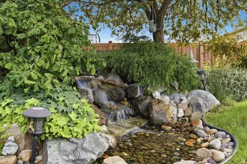Exterior - 1122 N 75 E, Orem, UT 84057 photo 5 of 13