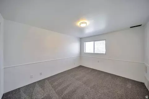 Bedroom - 2969 S 625 W, Bountiful, UT 84010 photo 4 of 6
