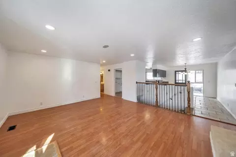 Living - 2969 S 625 W, Bountiful, UT 84010 photo 2 of 8
