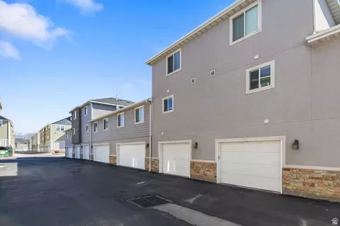 Exterior - 280 N 750 E, Vineyard, UT 84059 photo 3 of 5