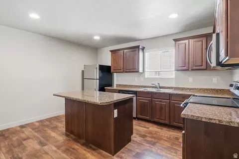 Kitchen - 280 N 750 E, Vineyard, UT 84059 photo 1 of 2