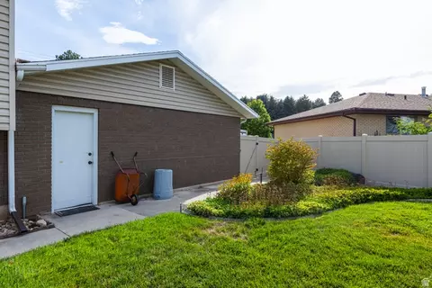 Exterior - 1751 E 8180 S, Sandy, UT 84093 photo 13 of 14