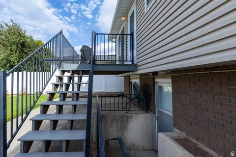 Exterior - 1751 E 8180 S, Sandy, UT 84093 photo 5 of 14