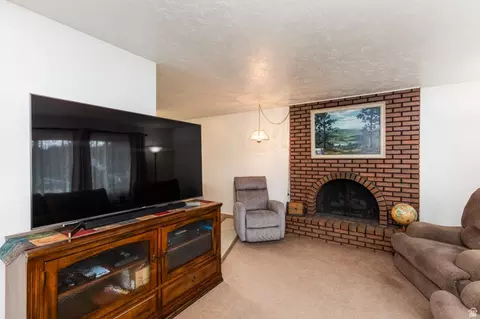 Living - 1751 E 8180 S, Sandy, UT 84093 photo 1 of 3