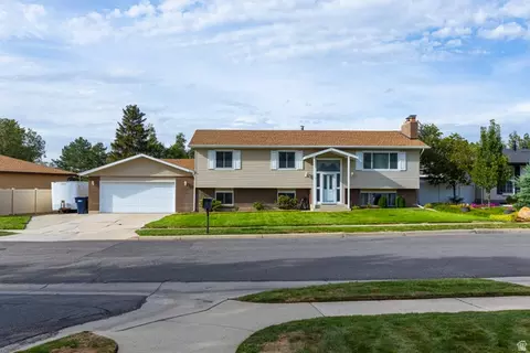 Exterior - 1751 E 8180 S, Sandy, UT 84093 photo 14 of 14