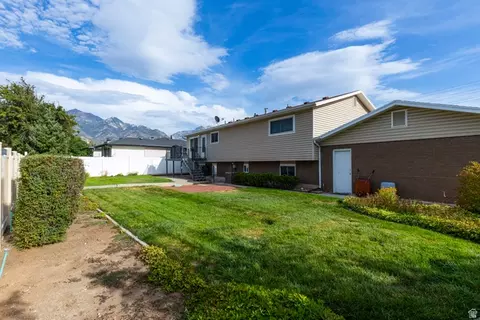 Exterior - 1751 E 8180 S, Sandy, UT 84093 photo 8 of 14