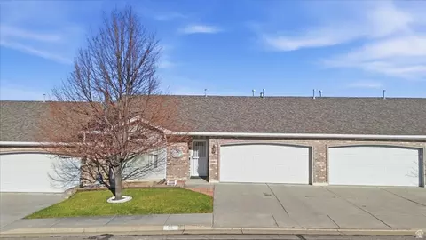 Exterior - 55 Mountain View Cir, Providence, UT 84332 photo 2 of 2
