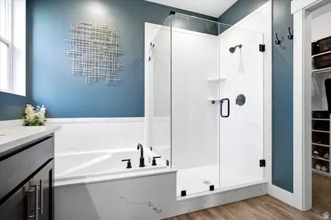 Bath - 846 N Grand View Dr, Morgan, UT 84050 photo 1 of 3
