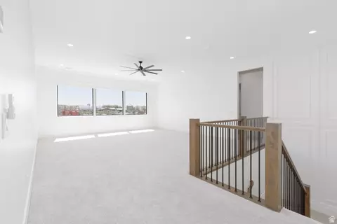 Living - 668 E Pine St, Washington, UT 84780 photo 4 of 4