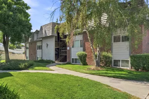 1657 N Woodland Dr W #8B, Provo, UT 84604