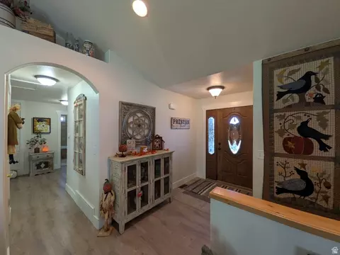 Entry Way - 1858 E Riverview Dr, Preston, ID 83263 photo 1 of 5
