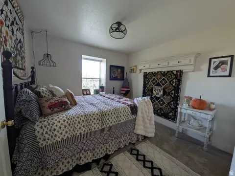 Bedroom - 1858 E Riverview Dr, Preston, ID 83263 photo 5 of 10