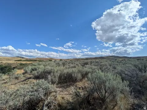 Exterior - 1858 E Riverview Dr, Preston, ID 83263 photo 27 of 34