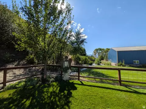 Exterior - 1858 E Riverview Dr, Preston, ID 83263 photo 11 of 34