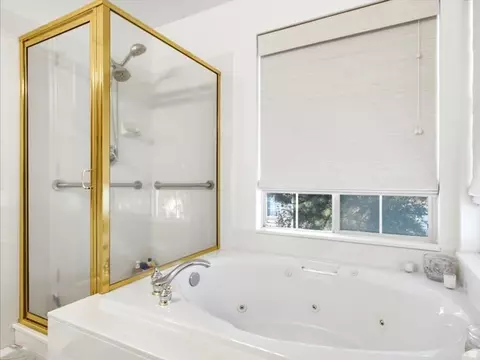 Bath - 7712 S 520 E, Midvale, UT 84047 photo 2 of 3