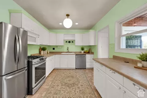 Kitchen - 110 W 1700 S, Bountiful, UT 84010 photo 1 of 2