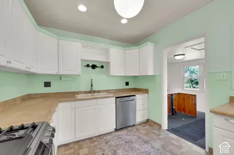 Kitchen - 110 W 1700 S, Bountiful, UT 84010 photo 2 of 2