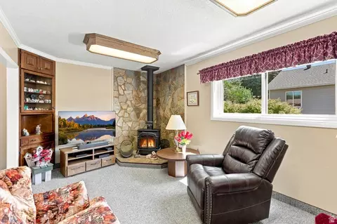 Living - 702 N 150 W, Logan, UT 84321 photo 3 of 3