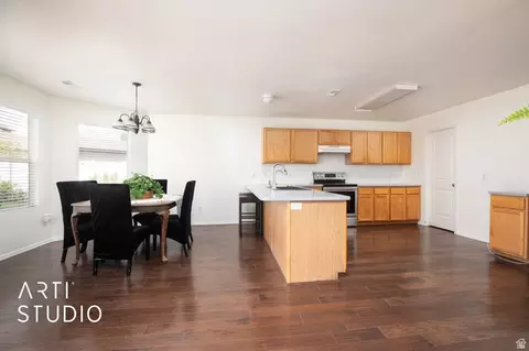Kitchen - 342 S Willow Patch Rd, Lehi, UT 84043 photo 1 of 3