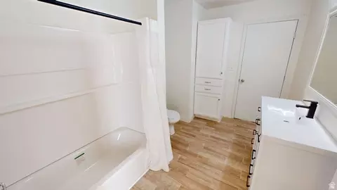 Bath - 47 W 700 N, Orem, UT 84057 photo 1 of 3