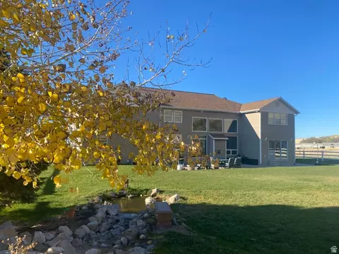 Exterior - 4306 Elk Ln, Erda, UT 84074 photo 11 of 25