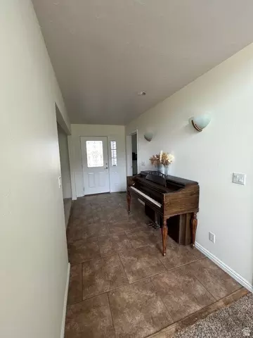 Entry Way - 4306 Elk Ln, Erda, UT 84074 photo 1 of 6