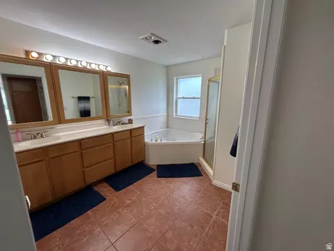 Bath - 4306 Elk Ln, Erda, UT 84074 photo 1 of 5