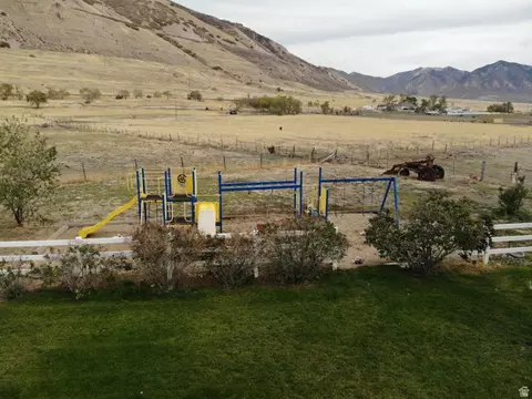 Exterior - 4306 Elk Ln, Erda, UT 84074 photo 9 of 25