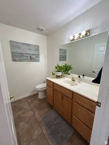 Bath - 4306 Elk Ln, Erda, UT 84074 photo 3 of 5