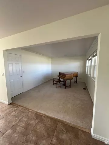 Living - 4306 Elk Ln, Erda, UT 84074 photo 1 of 4