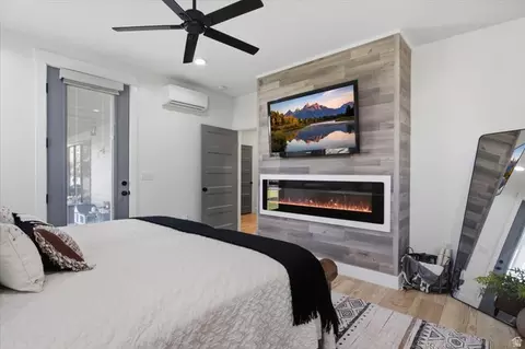Bedroom - 4520 S 5400 W, Hooper, UT 84315 photo 1 of 4