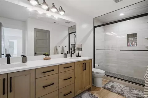 Bath - 4520 S 5400 W, Hooper, UT 84315 photo 3 of 4